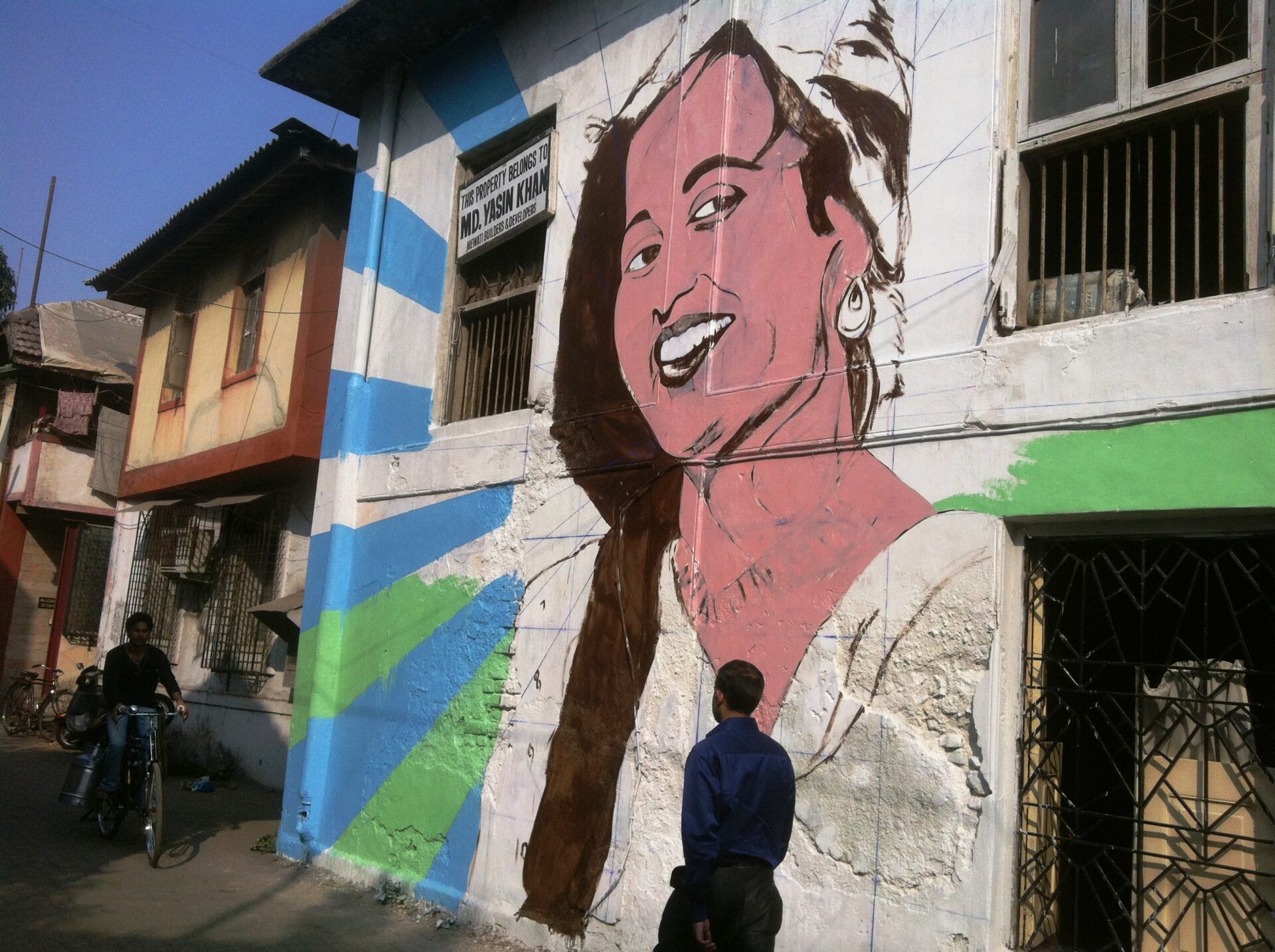 VIDEO: Painting his love for Madhubala