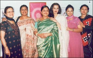 Rekha and her five sisters