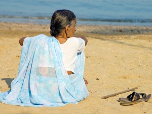 senior_citizen alone in mumbai