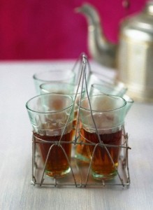 Wire rack for tea glasses