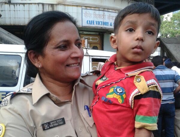 Sion residents and a cop reunite lost boy with mother