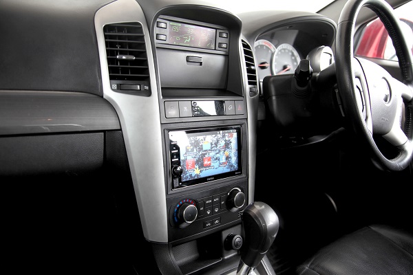 Clarion launches its Android-based car stereo system
