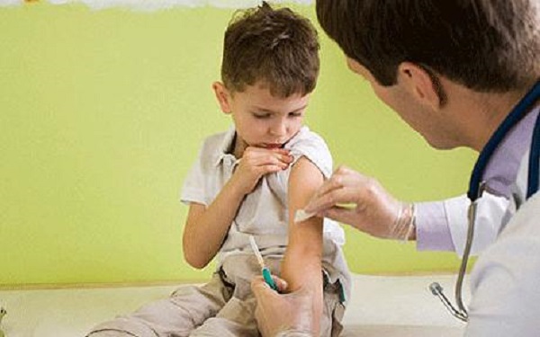 Injection basics: Prepare your child for his shots