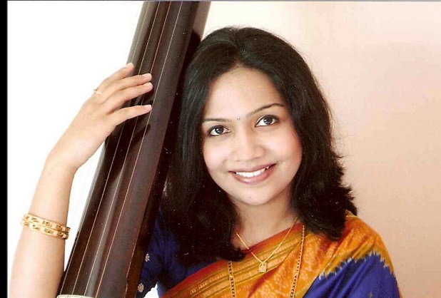 Attend: Sawani Shende performs in Mumbai