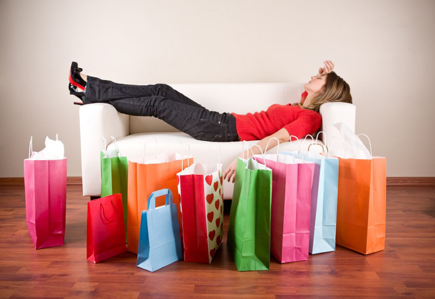 6 ways to identify a shopping addict