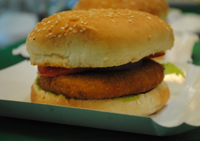 5 must-visit burger joints in Mumbai